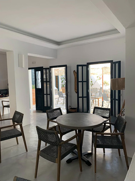 SANDAYA LUXURY SUITES-PAROS
